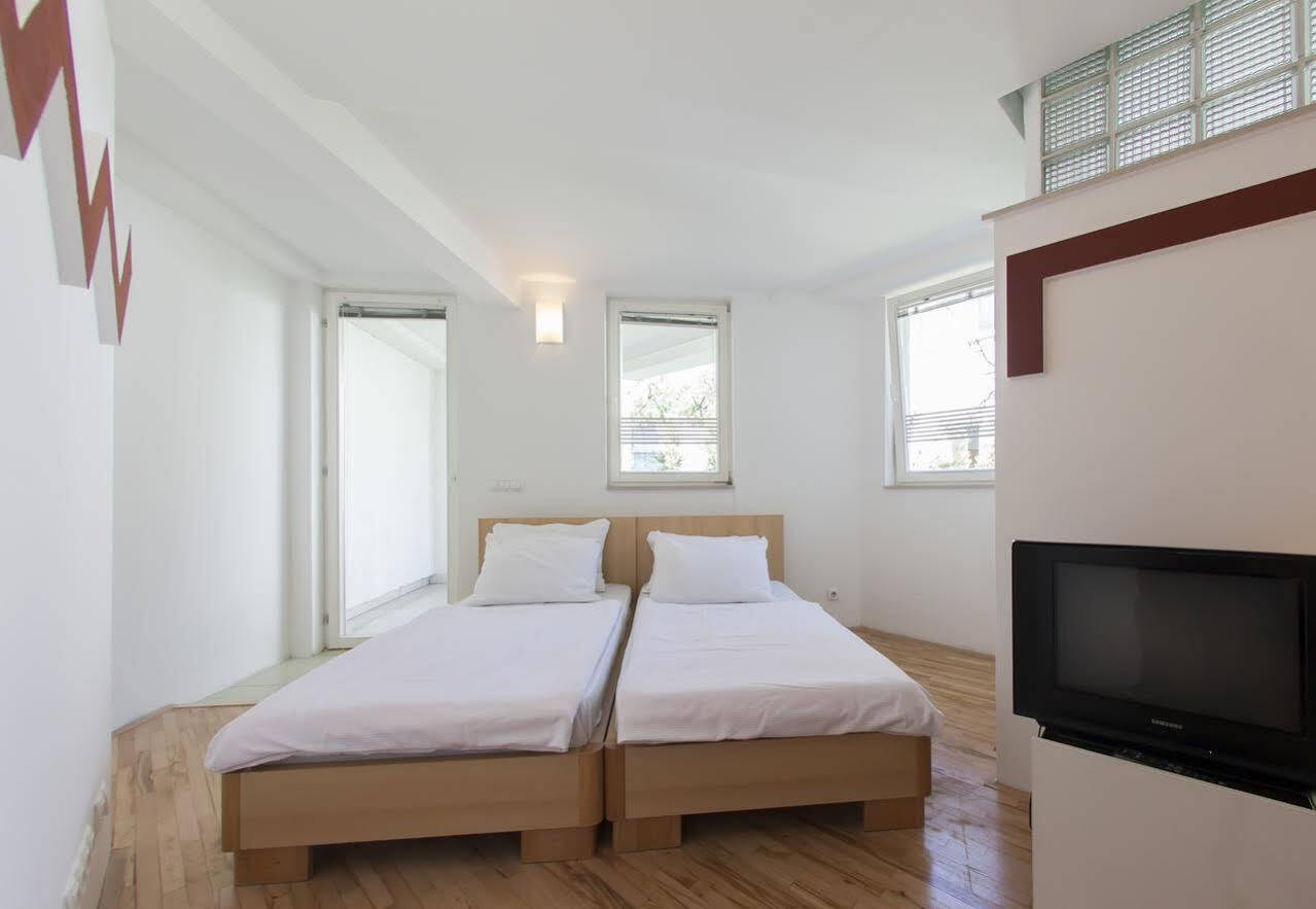 Hostel Hayat Σαράγεβο Εξωτερικό φωτογραφία