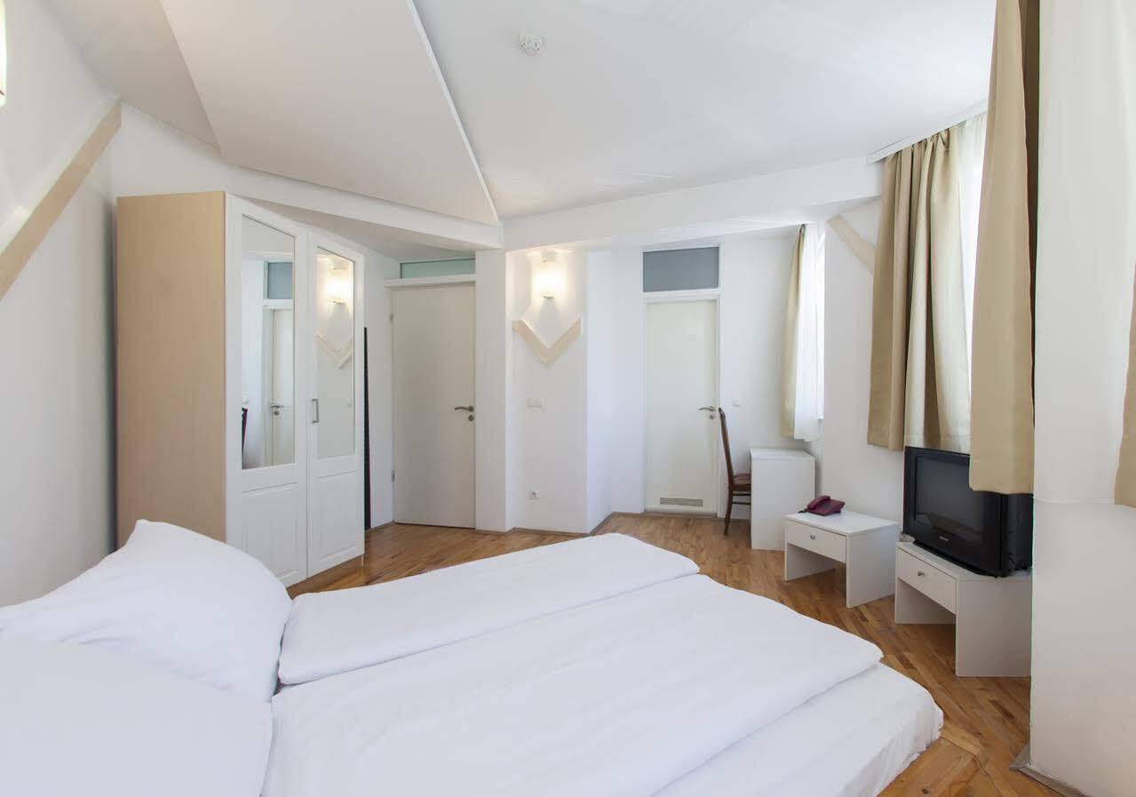 Hostel Hayat Σαράγεβο Εξωτερικό φωτογραφία